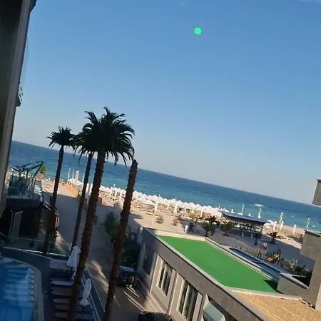 Lejlighedshotel White Tower Studiou De 5 Stele 3*
