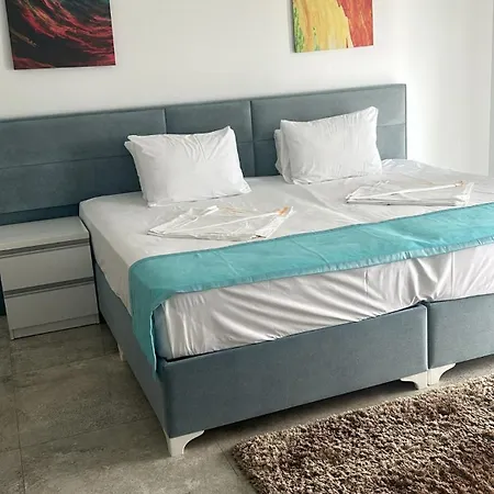 Lejlighedshotel White Tower Studiou De 5 Stele Mamaia